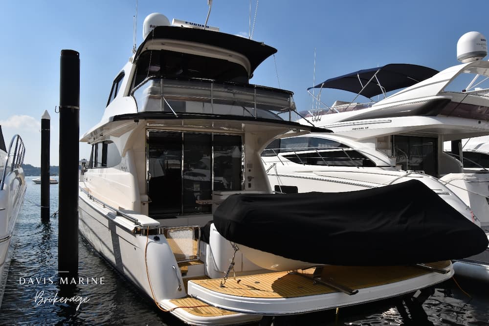 2006 Maritimo M60