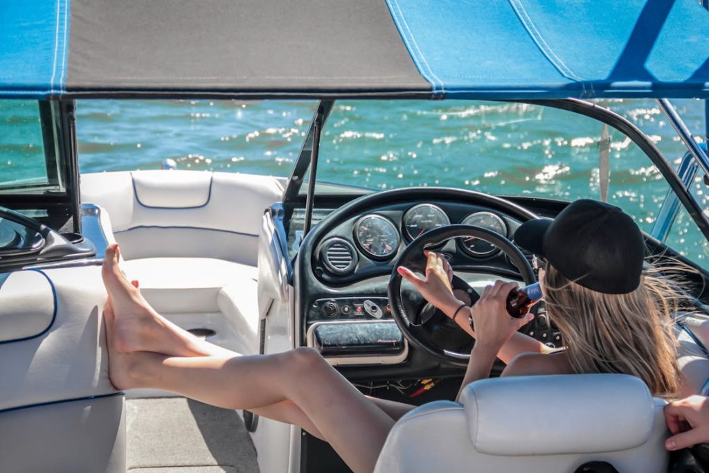 Boats Sales | The Ultimate Guide to Buying a Boat | Davis Marine Brokerage 1